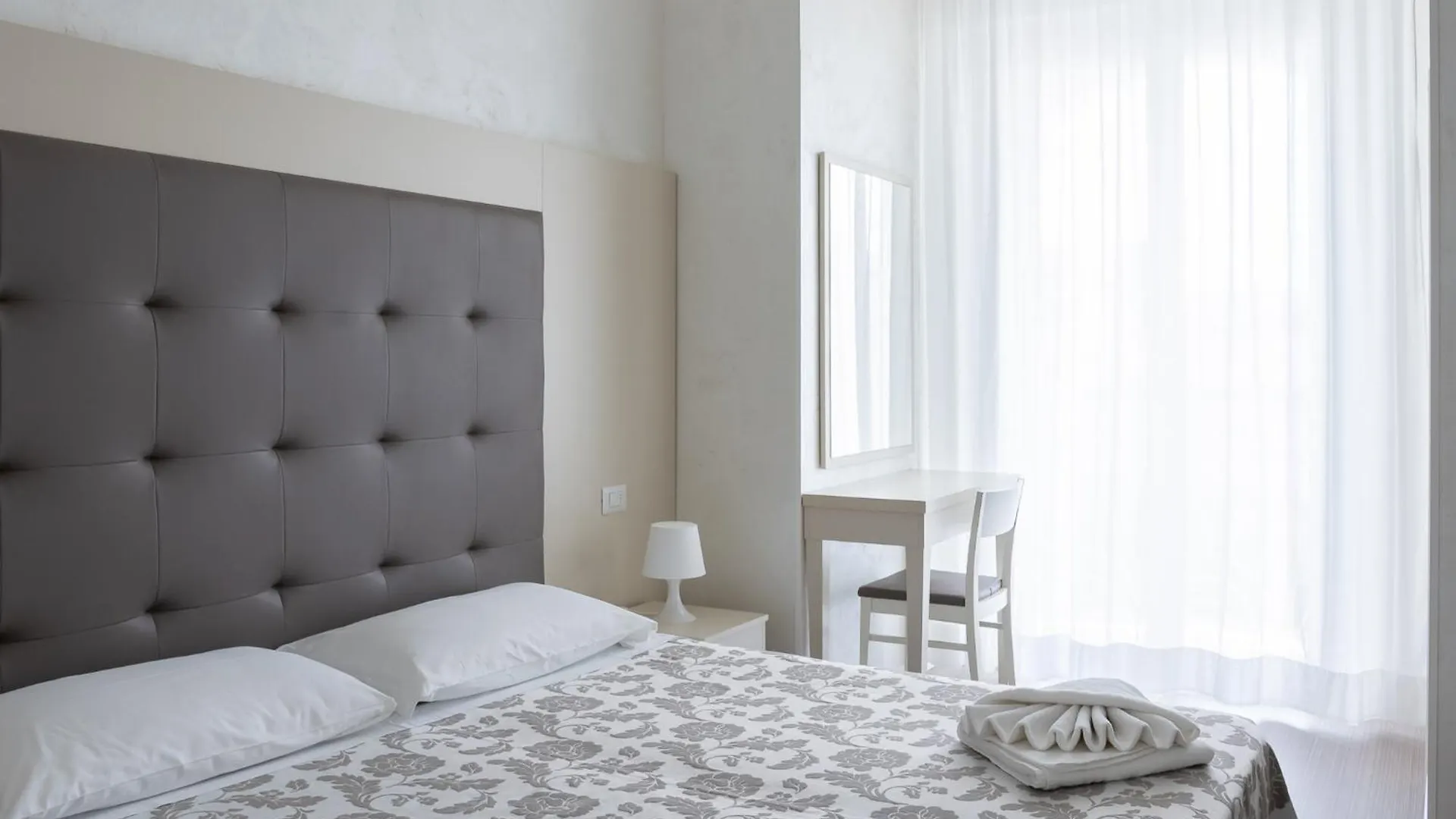 Hotel Croce Di Malta E Mexico Cesenatico